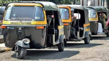 Pune News:  पुण्यात रिक्षाचालकांचा मनमानी कारभार; ‘नियमांचे पालन न केल्यास…’, RTO ने दिला ‘हा’ इशारा