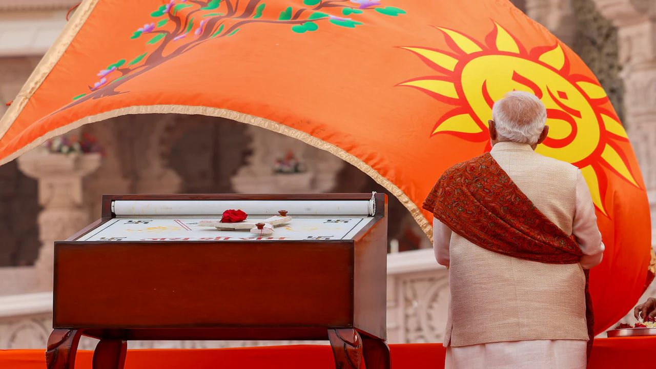 Ayodhya Ram Mandir: अयोध्या राममंदिरात फडकला भगवा; पाहून पाकिस्तानला झोंबल्या मिरच्या, पुन्हा भारतावर केले बिनबुडाचे आरोप