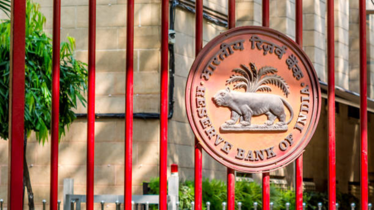 बँकेवरील भार होणार कमी, कामं होणार सोपी; Digital Banking साठी RBI चे मोठे पाऊल
