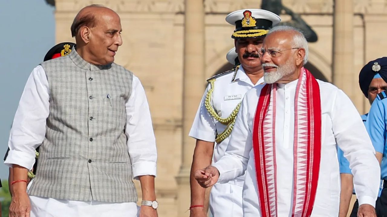 Sindh Debate : लवकरच भारत करणार सिंध काबीज? राजनाथ सिंहांच्या ‘अशा’ युद्धप्रेरित धगधगत्या वक्तव्यावर पाकिस्तानचा जळफळाट