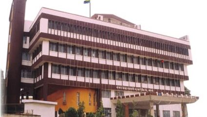 सांगलीच्या आजी-माजी खासदार, आमदारांना वसुली नोटीस; जाणून घ्या नेमकं झालं तरी काय?