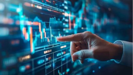 Share Market : शेअर बाजार सतत घसरतोय, गुंतवणुकीवर होणार परिणाम …, काय आहे विश्लेषकांचा इशारा?