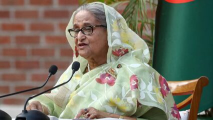Sheikh Hasina : ‘माझी बाजू ऐकल्याशिवाय…’ ; फाशीच्या शिक्षेनंतर शेख हसीनांनी केला संताप व्यक्त