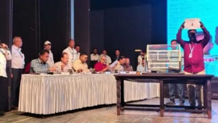 Maharashtra Local Body Elections: सोलापूर महानगरपालिकेचे बहुप्रतिक्षित आरक्षण जाहीर; इच्छुकांची ‘कहीं खुशी कहीं गम’ अशी अवस्था