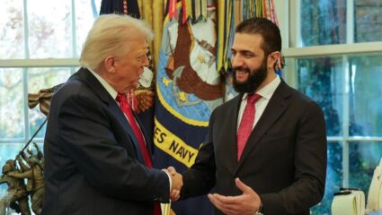 व्हाईट हाऊसमध्ये विनोदातून राजकारण; तुमच्या किती बायका आहेत? Trump आणि Sharaa यांचा ‘तो’ VIDEO VIRAL