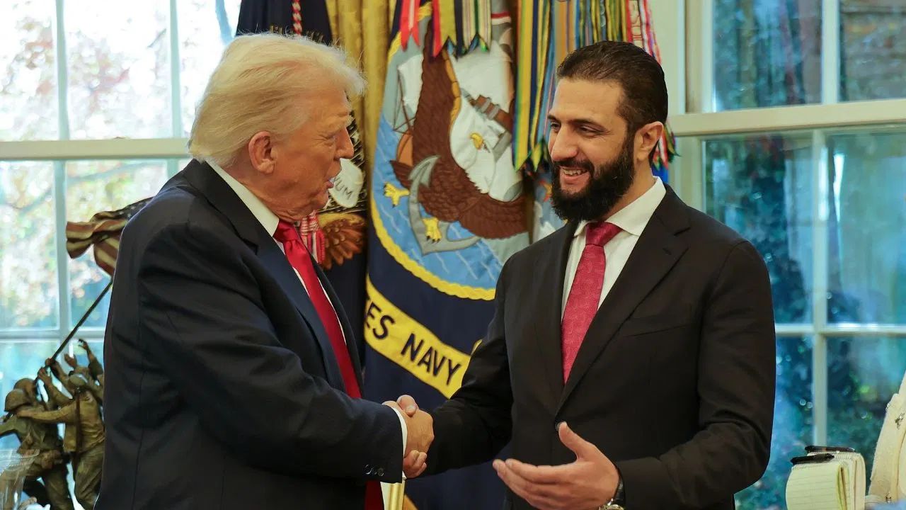 व्हाईट हाऊसमध्ये विनोदातून राजकारण; तुमच्या किती बायका आहेत? Trump आणि Sharaa यांचा ‘तो’ VIDEO VIRAL