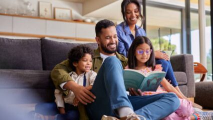 14 नोव्हेंबरलाच का होतो बालदिन साजरा? पालकांनी खास पद्धतीने ‘बालदिन’ साजरा करण्याच्या टिप्स; मुलं होतील खुष