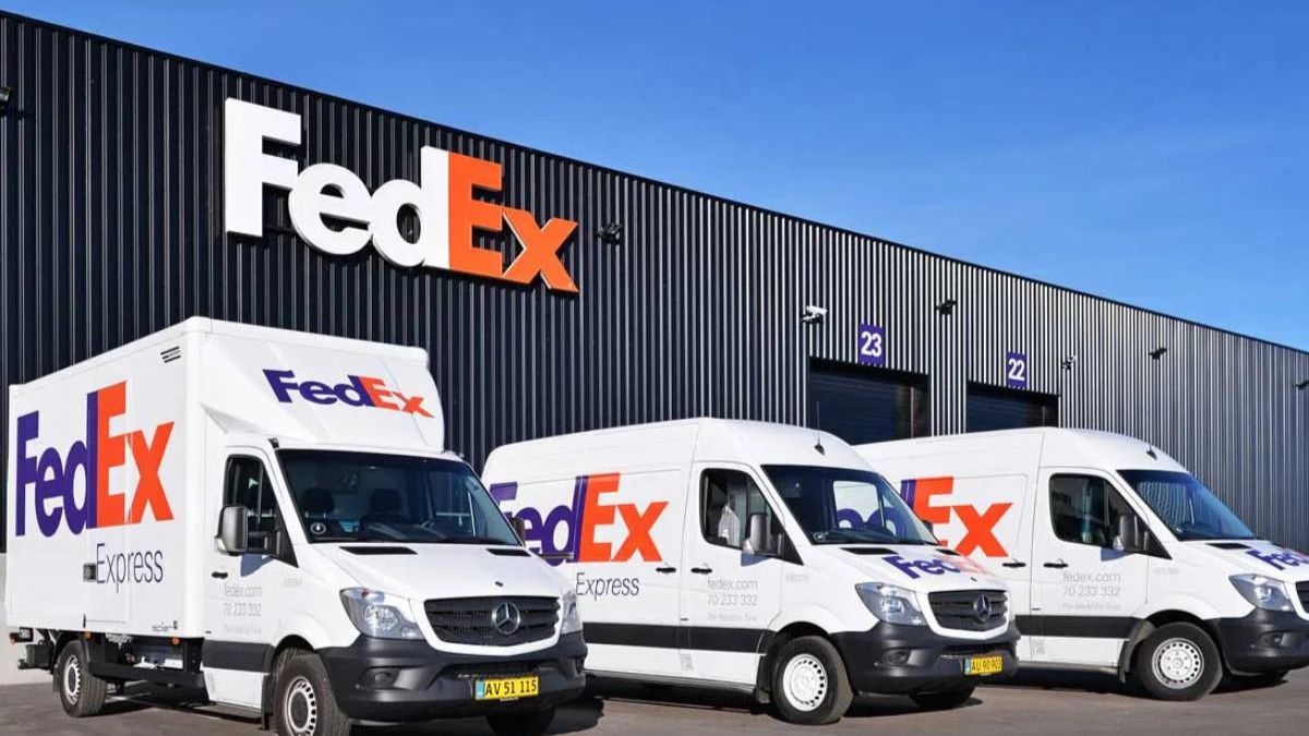 FedEx Economic Impact Report: फेडएक्सचा जागतिक अर्थव्यवस्थेत $१२६ अब्ज डॉलर्सचा प्रभाव; भारतीय बाजारपेठ ठरली ‘डिजिटल हब’