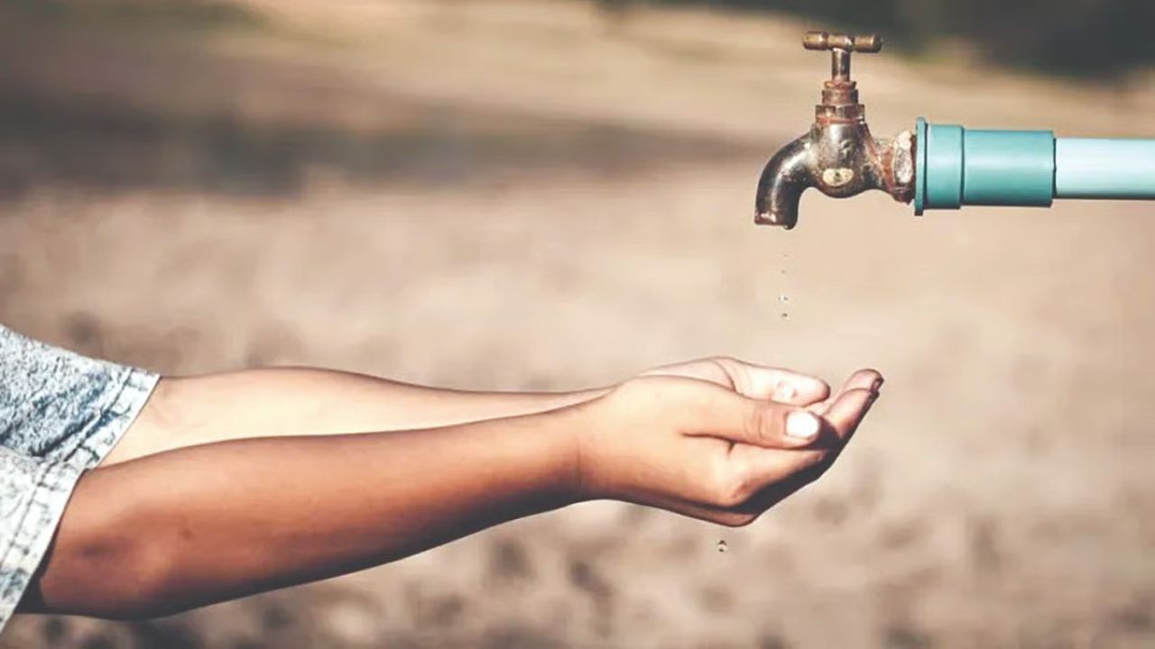 Chiplun: महानिर्मितीच्या कामामुळे शिरगाव-मुंढेमध्ये पाणीटंचाई; ज्वलंत प्रश्नावर राजकारण!