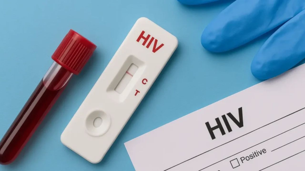 HIV in Maharashtra केंद्रातील NACOकडून मानाचा पुरस्कार