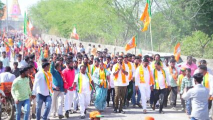 धाराशिव नगरपालिकेच्या निवडणुकीत रंगत! भाजपाचा प्रभाग निहाय झंझावाती प्रचार, आमदारांसह सर्व पाटील कुटुंबीय मैदानात