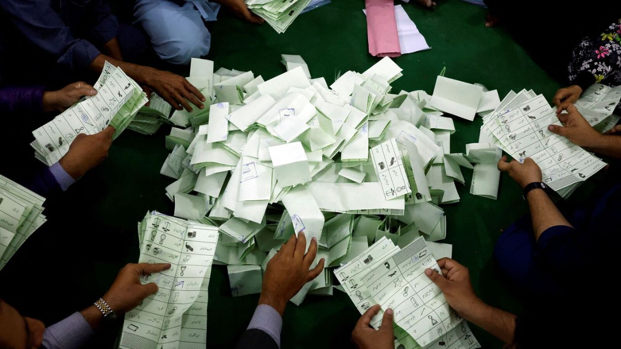 Bihar Election 2025: निकालाला दिवस नव्हे, आठवडे लागायचे…; कशी व्हायची त्या काळी बॅलेट पेपवरील मतमोजणी?