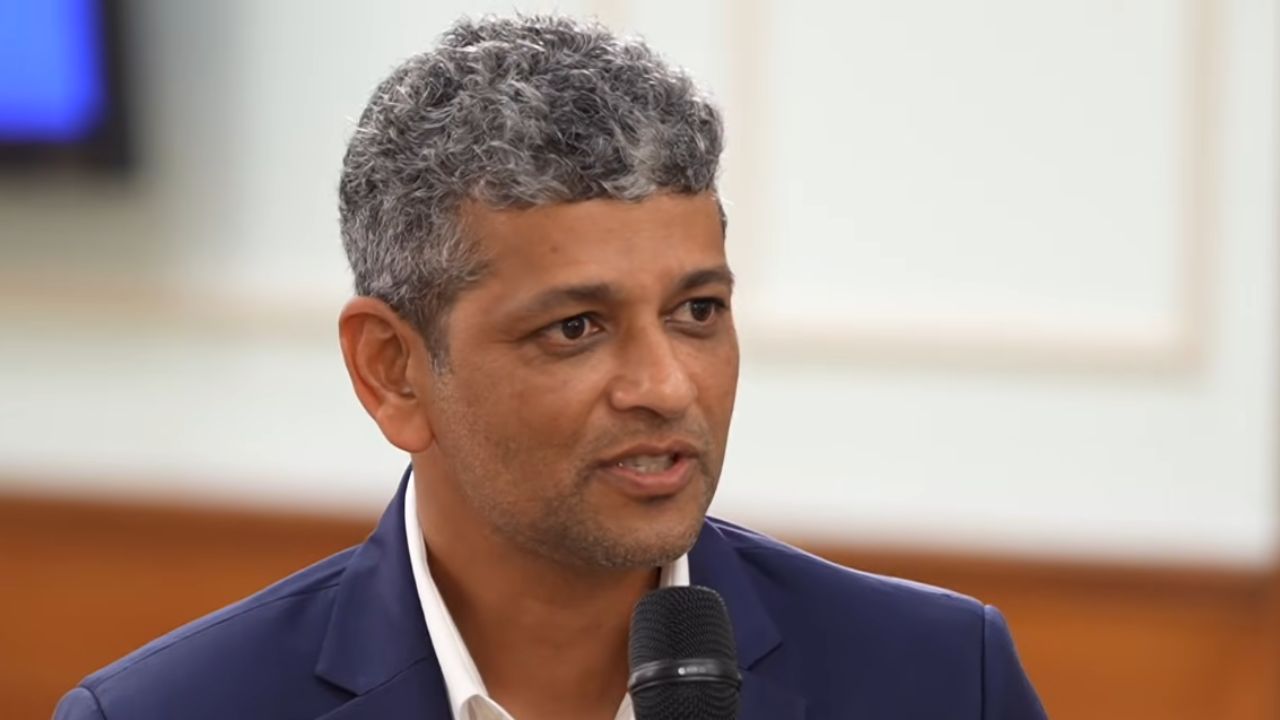 या मुलींमुळे झाले माझे पांढरे केस…अमोल मजुमदार यांनी सांगितली मजेशीर कहाणी, मोदींनाही हसू आवरले नाही; Video Viral