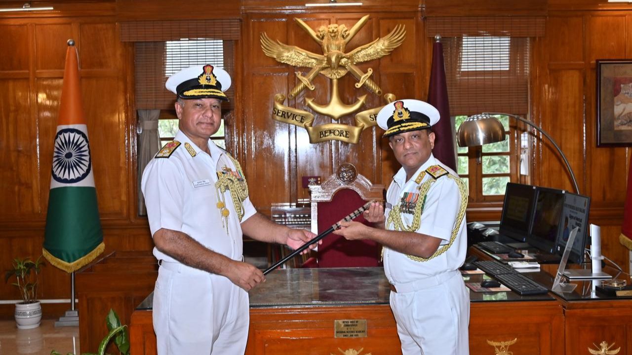 Anil Jaggi new commandant of NDA: व्हाइस अ‍ॅडमिरल अनिल जग्गी ‘एनडीए’ चे नवे कमांडंट