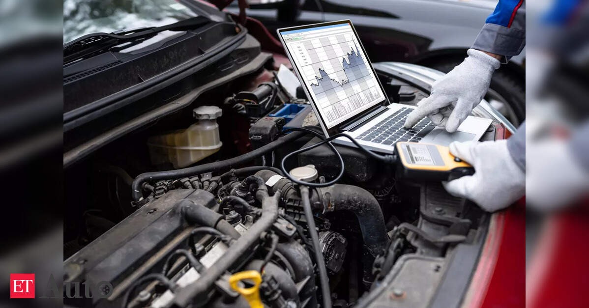 Vehicles Fitness Test Fees: १५ नाही, आता १० वर्षांनंतर जुनी गाडी चालवणे पडू शकते महाग! सरकारने लागू केले नवे वाहन नियम 