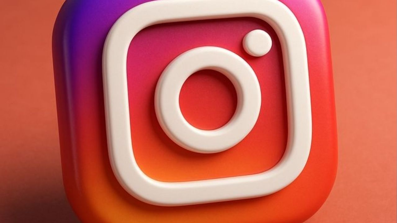 तुम्ही ठराविक वेळेसाठी तुमचं अकाऊंट लॉग आऊट करण्याचा पर्याय निवडू शकता. प्रोफाईल → मेनू → लॉग आऊट ही प्रोसेस फॉलो करा.