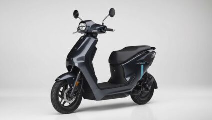 Yamaha ची नवीन E Scooter पाहिलीत का? ड्रायव्हिंग रेंज तर एकदमच भारी