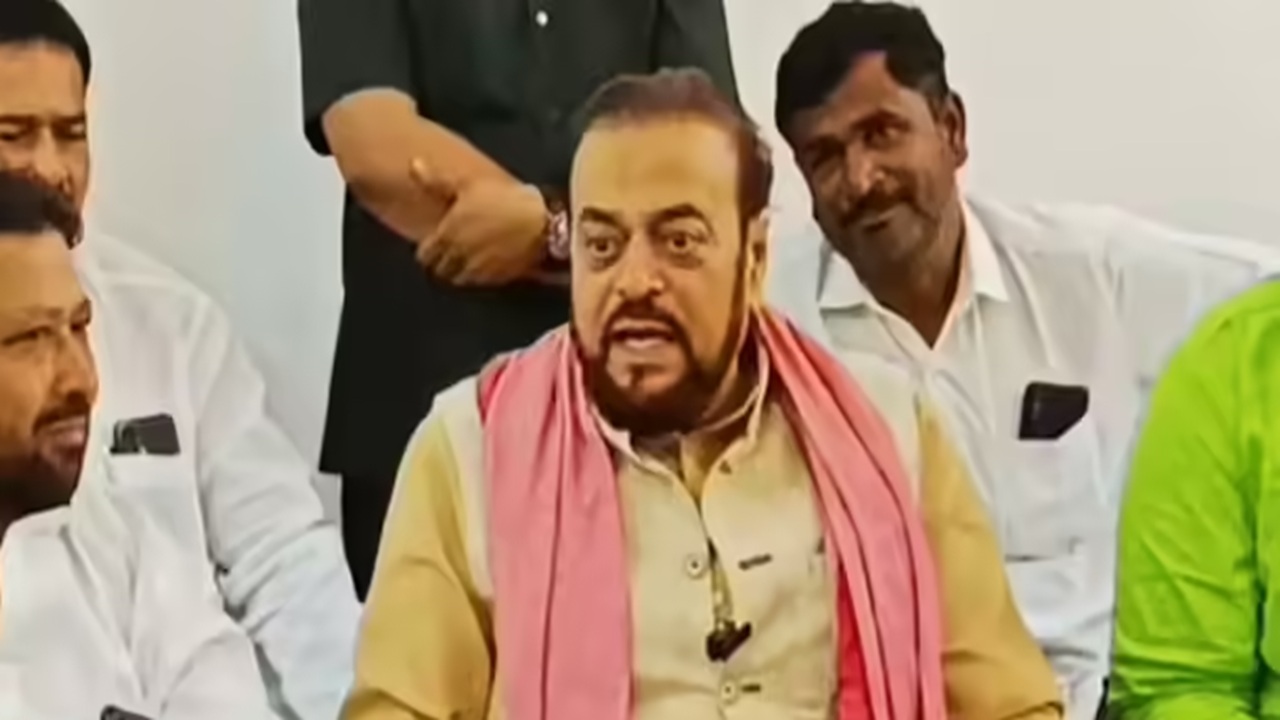 Abu Azmi : “काँग्रेस अहंकारी झाली, मित्रपक्षांचेही ऐकत नाही…”, सपा नेते अबू आझमी यांचा काँग्रेसवर हल्लाबोल
