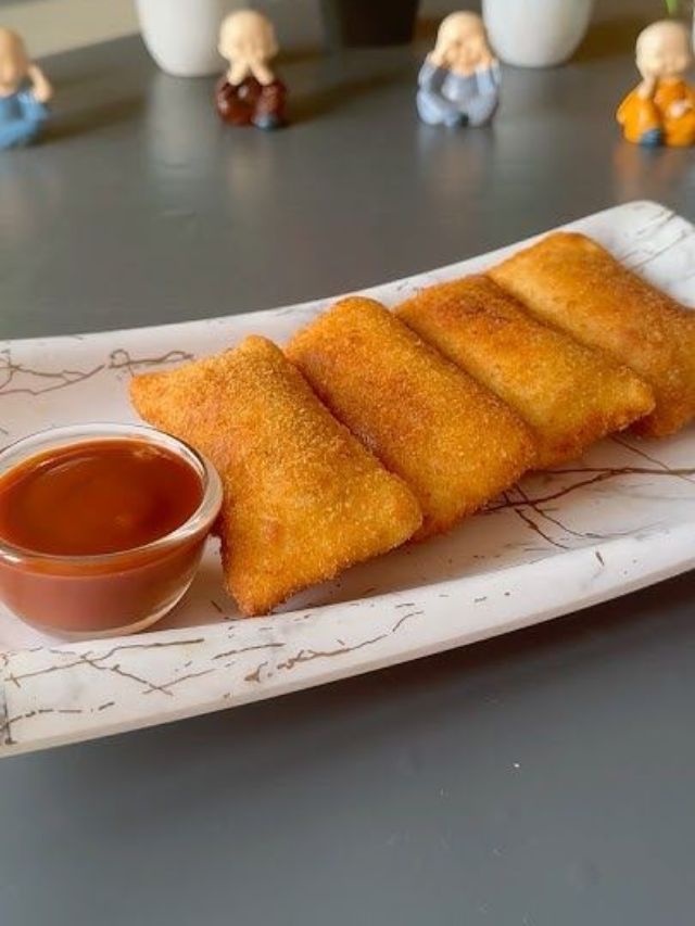 संध्याकाळच्या नाश्त्याला बनवा कुरकुरीत ब्रेड पॉकेट