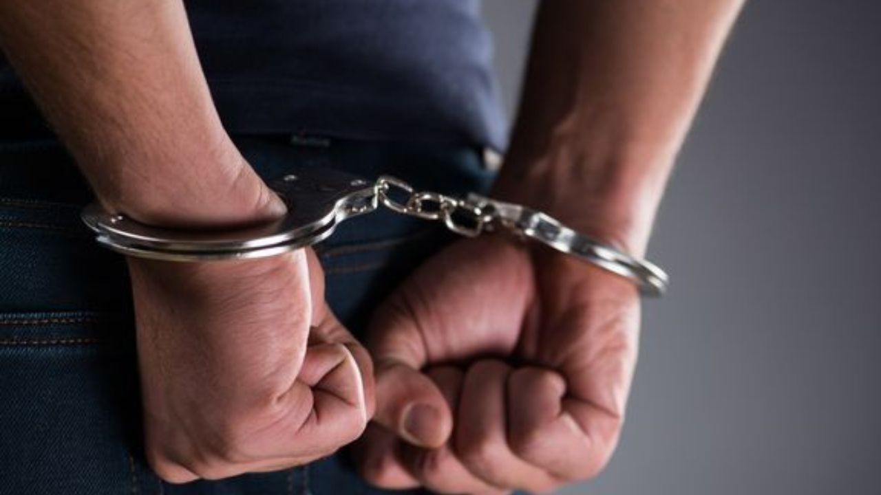 Bhayander Crime: आपलेच झाले वैरी! सोनाराची धारधार हत्याराने हत्या अन् पत्नी-मुलाला अटक , नेमकं प्रकरण काय?