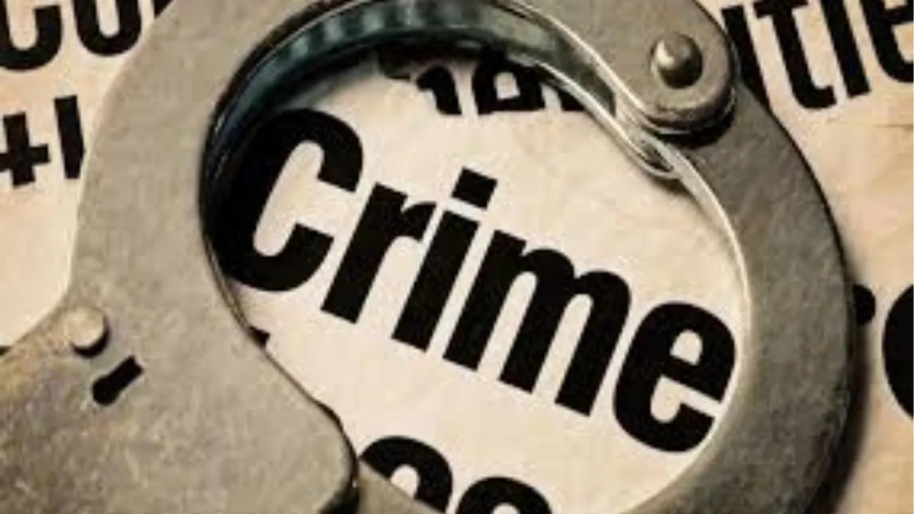 महिन्याला 10 हजार रुपये हप्ता दे, नाहीतर…; साताऱ्यातील वडापाव सेंटरच्या मालकाला धमकी