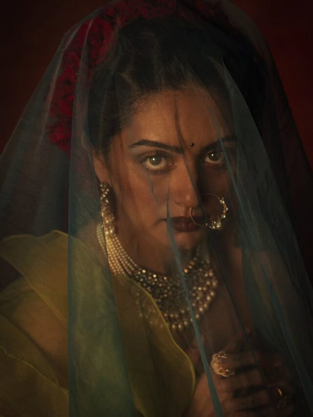 सातासमुद्रापार सर्वोश्रुत असलेले सौंदर्य… श्रुती मराठे!