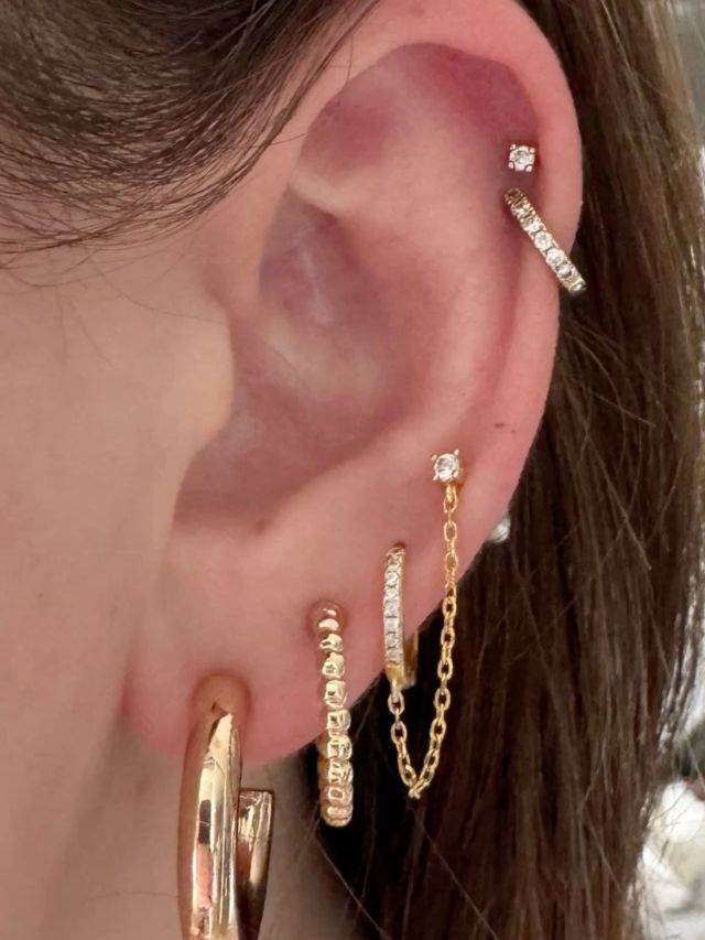 कान टोचल्याने नशिबावर होतो परिणाम!, काय सांगतं ज्योतिषशास्त्र?