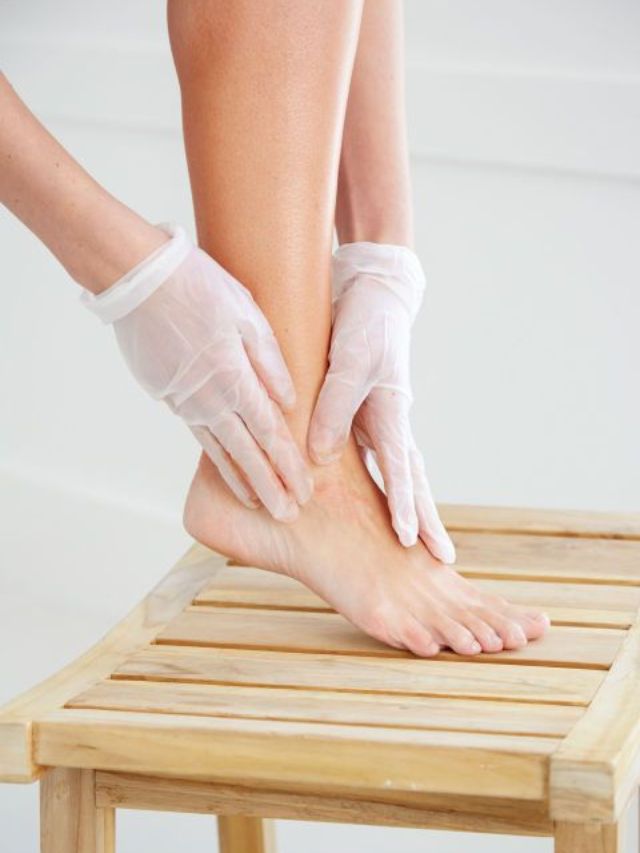 पायाचे टॅनिंग 10 मिनिटात कमी , फॉलो करा या टिप्स