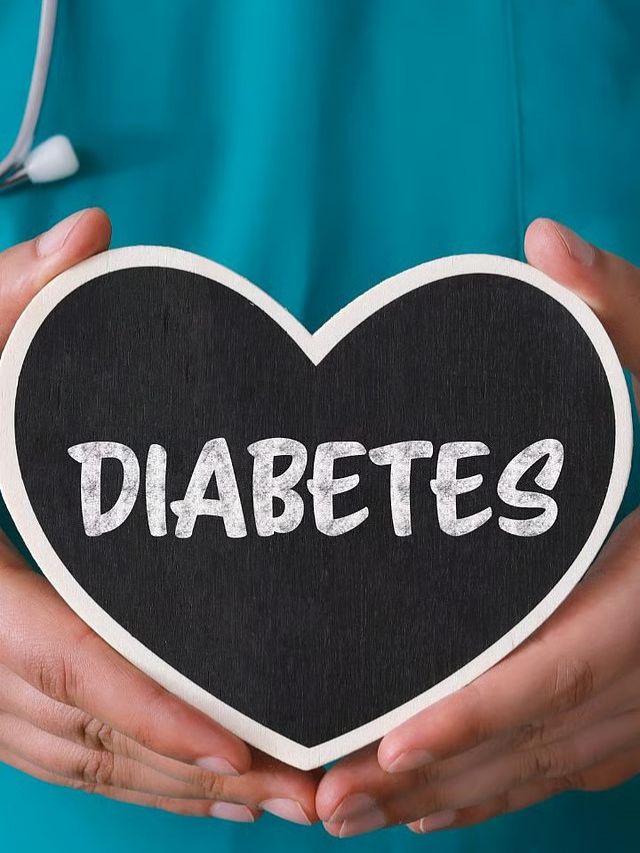 शुगर नियंत्रणात राहण्यासाठी ही ड्राय फ्रूट्स खा