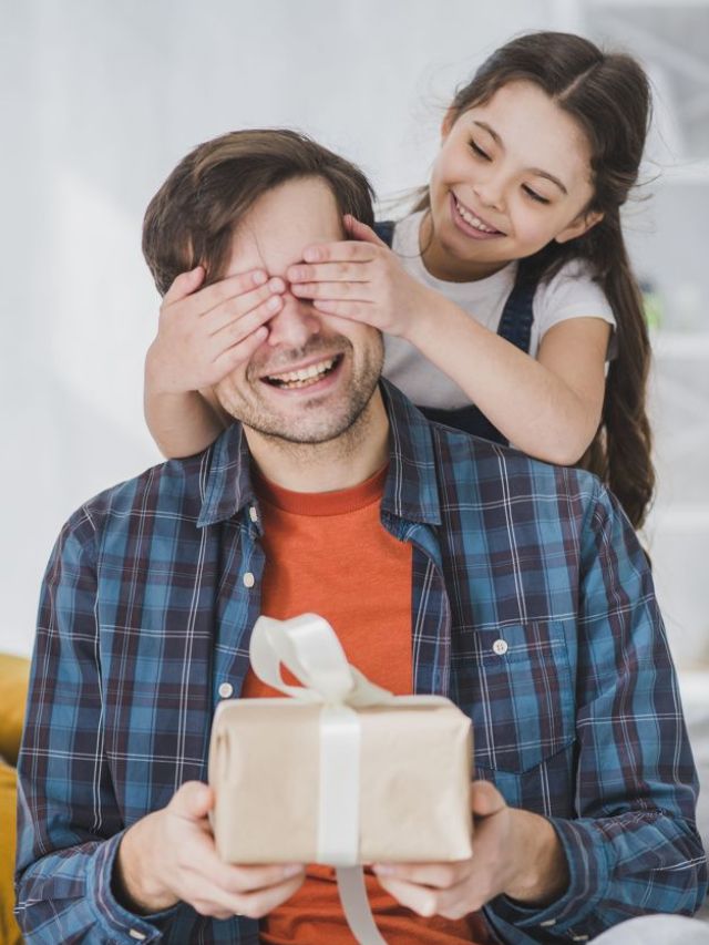 प्रत्येक मुलीसाठी तिचा बाबा Best Friend का असतो?