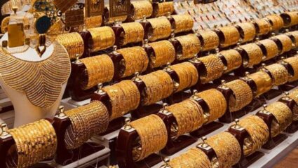 Todays Gold-Silver Price: ग्राहकांचा आनंद द्विगुणित! सोन्या–चांदीच्या भावात अचानक घसरण, बाजारात वाढली खरेदीची लगबग