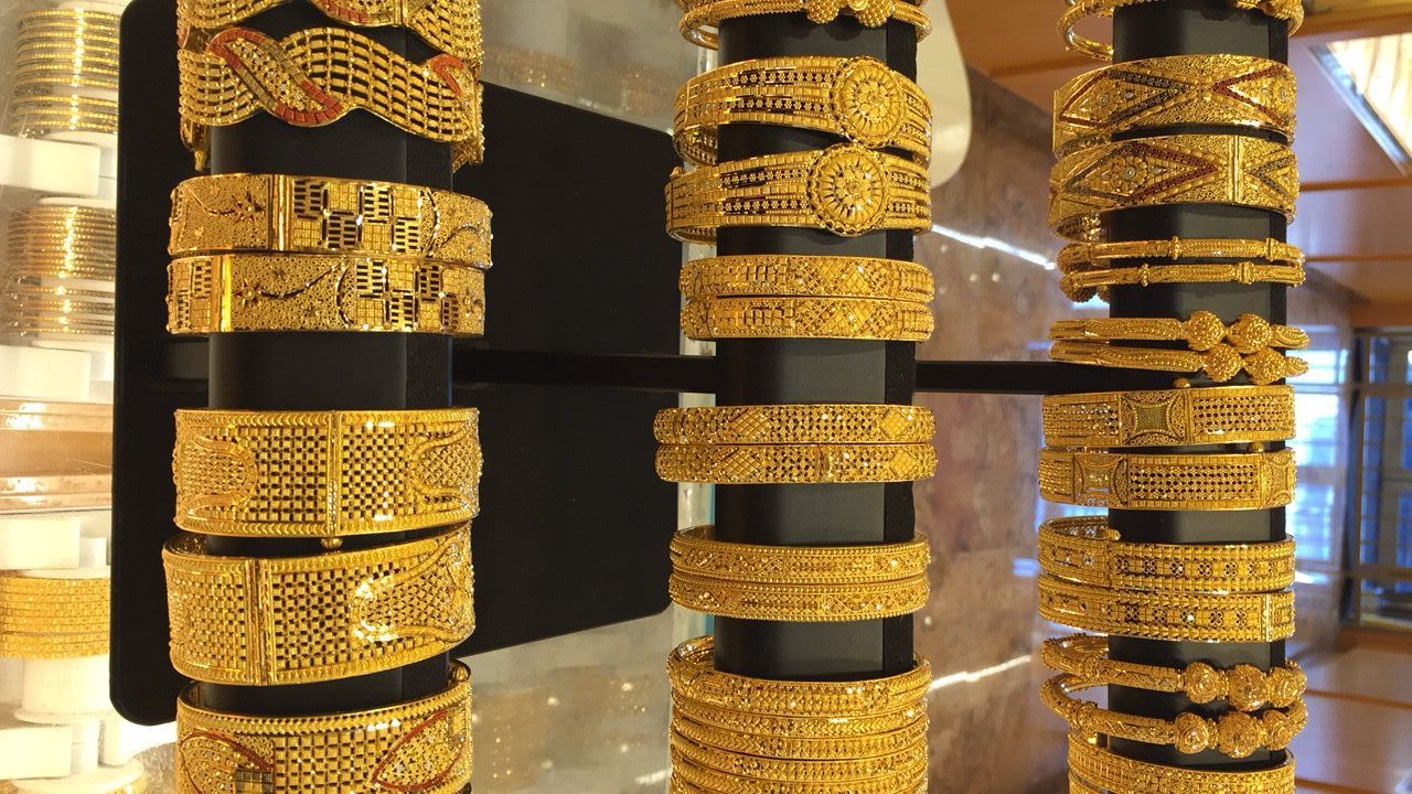 Todays Gold-Silver Price: तुमच्या शहरात काय आहेत आजचे सोन्या – चांदीचे दर? एका क्लिकवर जाणून घ्या सविस्तर