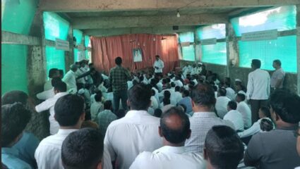 गावाचा गॅझेटमध्ये जन्म, ग्रामस्थ मात्र अंधारात! मणेराजूरीत वादळी ग्रामसभा