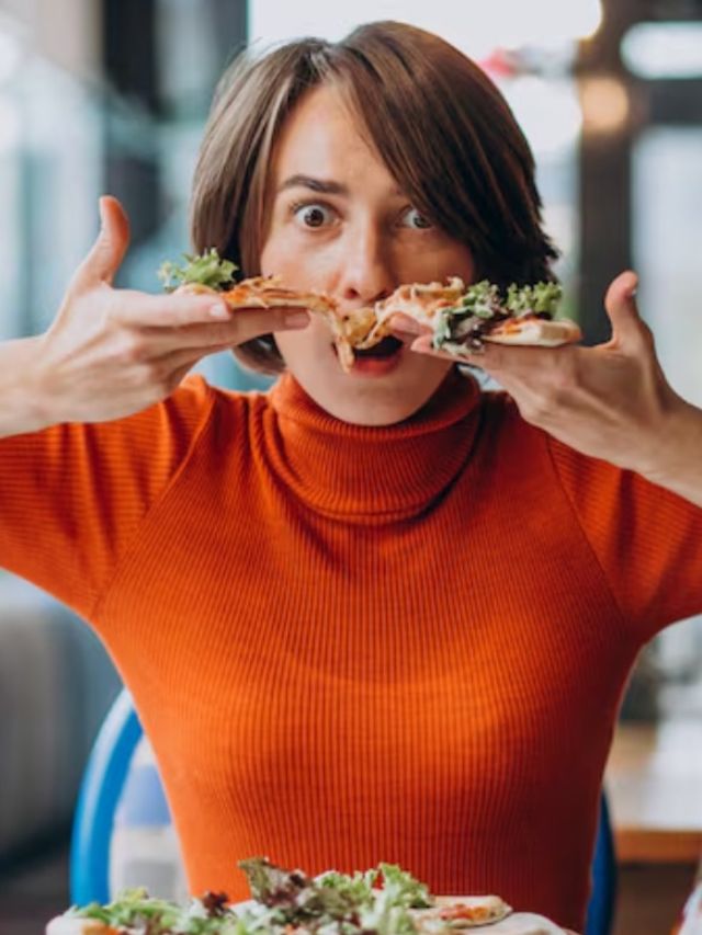 तुम्हाला पण सारखी भूक लागते का? कोणत्या व्हिटामिनची कमतरता? जाणून घ्या