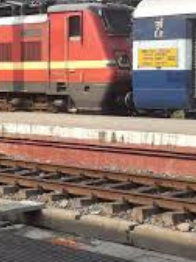 50+ जास्त स्थानकांवर थांबणारी देशातील सर्वात लांब ट्रेन