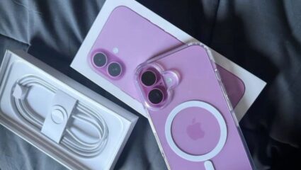 Croma Black Friday 2025: आयफोन 16 वर छप्परफाड डिस्काऊंट! 40 हजारांहून कमी किंमतीत खरेदी करण्याची संधी, असा घ्या फायदा