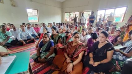 Karjat News : कर्जतमध्ये पाणी पेटलं; जलजीवन योजनेसाठी ग्रामस्थ आक्रमक