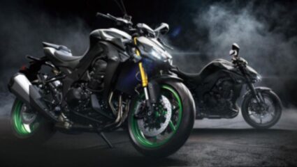 Kawasaki ने भारतात लाँच केली 1,099 cc इंजिनच्या 2 बाईक, किंमत 12 लाखांपेक्षाही जास्त