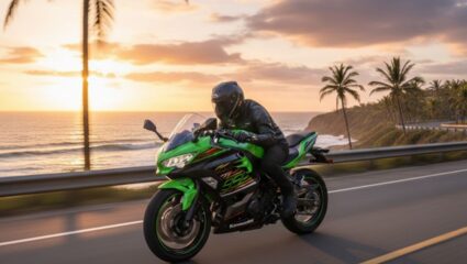 Kawasaki च्या ‘या’ बाईक्स वर छपरफ़ाड डिस्काउंट, कोणत्या मॉडेलवर किती डिस्काउंट? जाणून घ्या