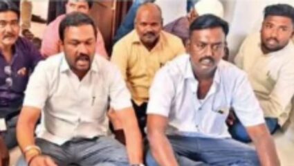 Kolhapur News : पात्र लाभार्थीना रेशनचा लाभ मिळत नसल्याने आंदोलन; पुरवठा निरीक्षकांसमोरच नागरिकांचा ठिय्या