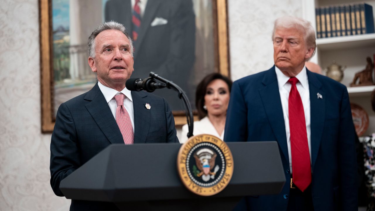 Transcript : ‘Trumpना प्रशंसा आवडते, म्हणून जेव्हा Putin फोन करतात…’ लीक फोन कॉलमुळे आंतरराष्ट्रीय राजकारणातील गुपिते उघड