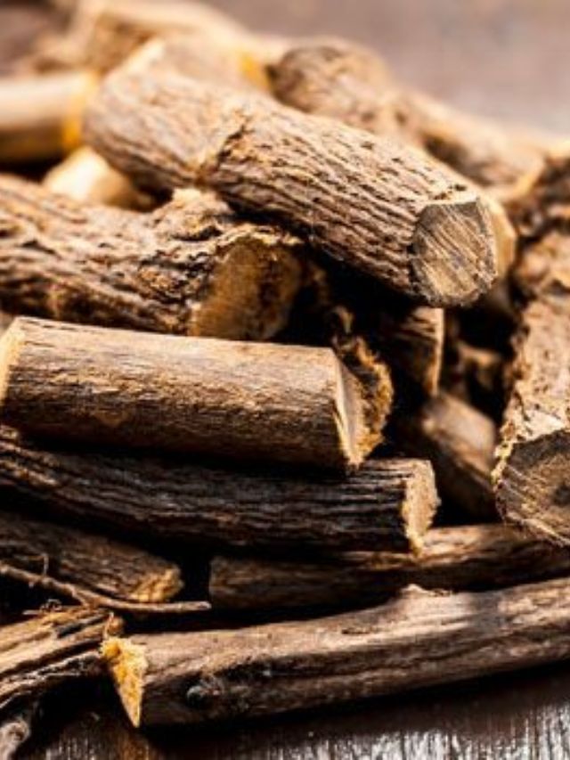 ज्येष्ठमध खाल्ल्याने शरीराला होतात हे आश्चर्यकारक फायदे