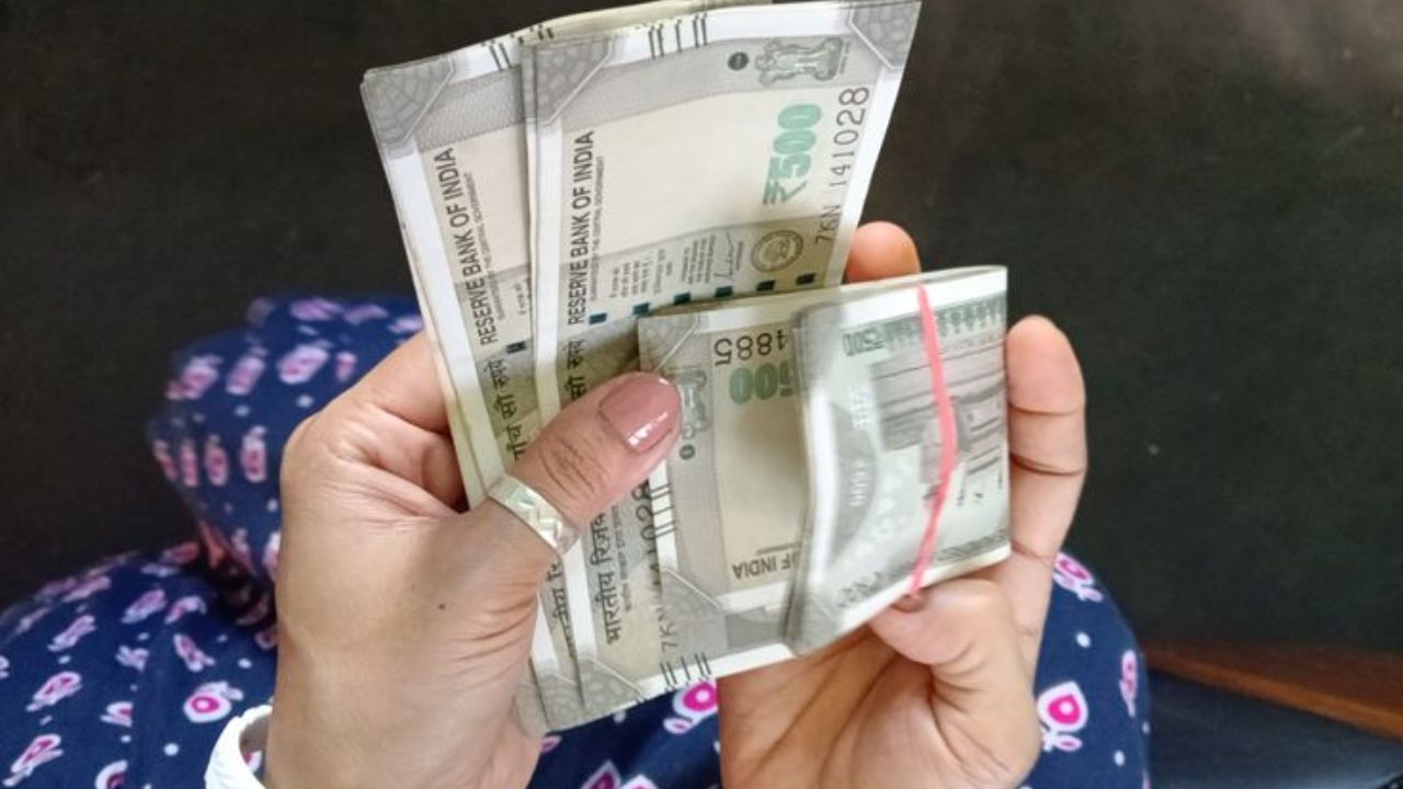 Raigad News: जेष्ठांना मिळणार 7 हजार रुपयांचे मानधन; अलिबाग जेष्ठ नागरिक संघटनेत दिली माहिती