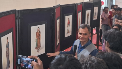 ठाण्यात ‘द वूमन ऑफ इंडिया’ ग्रंथातील एम. व्ही. धुरंधर यांच्या दुर्मिळ चित्रांचे प्रदर्शन! “प्राचीन भारतातील स्त्रिया” या वि