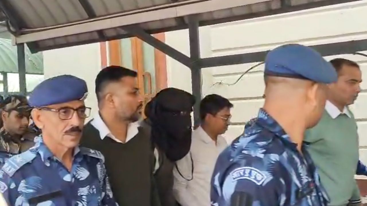 Delhi Blast News: दिल्ली स्फोटात दहशतवादी उमर नबीने वापरला ‘शू बॉम्बर’ आणि TATP स्फोटक; NIA च्या तपासात खळबळजनक खुलासा