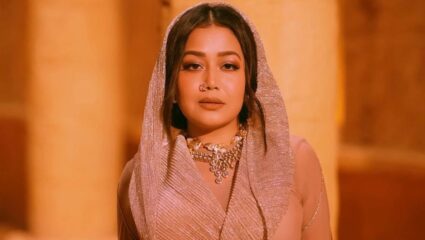 ऑनलाइन फ्रॉडमध्ये नेहा कक्करचं नाव, वरळी बीडीडीतील महिला अडचणीत; नेमकं प्रकरण काय?