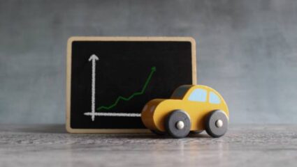 ऑक्टोबर 2025 मध्ये ग्राहकांनी ‘या’ ऑटो कंपनीला केले मालामाल! विक्रीत थेट 45 टक्क्यांनी वाढ