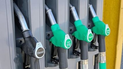 Petrol-Diesel Rate: भारतीयांसाठी खुशखबर! 2027 पर्यंत इंधन दर मोठ्या प्रमाणात कमी होण्याची शक्यता..; JP Morgan चा मोठा दावा