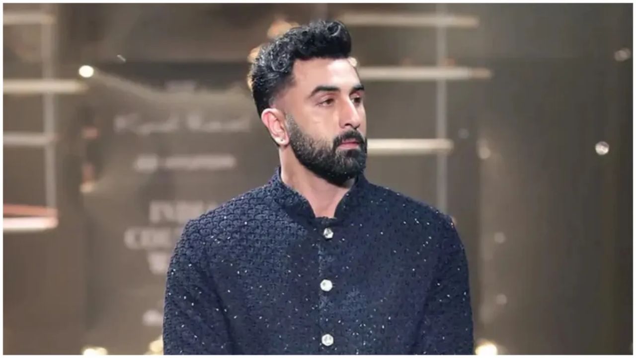 “लोक दारू घेऊन..” लग्नात डान्स करण्यास रणबीर कपूरचा नकार, म्हणाला, ”कुटुंबाची इज्जत”