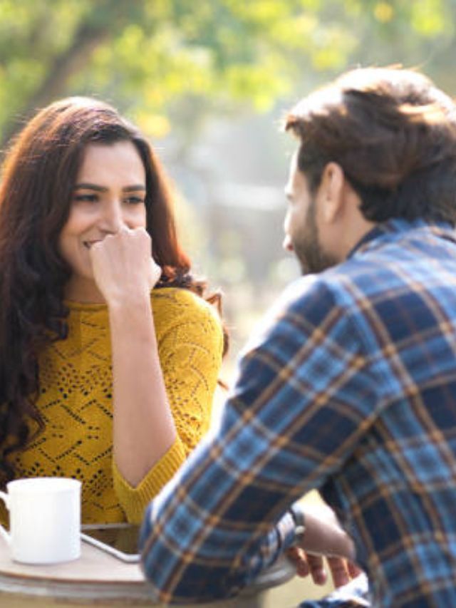 लग्नाचा विचार करताय? पार्टनरला हे 4 प्रश्न जरूर विचारा